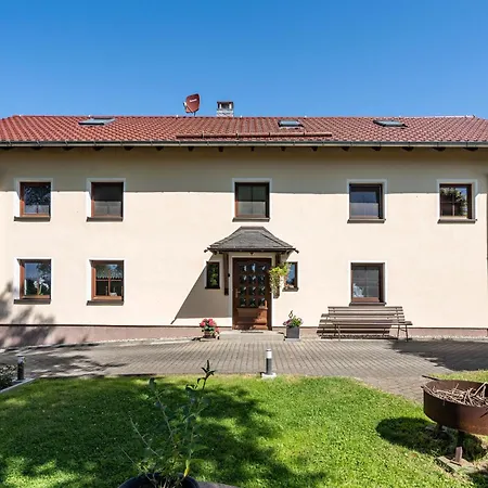 Am Augusttal Apartman Hainewalde